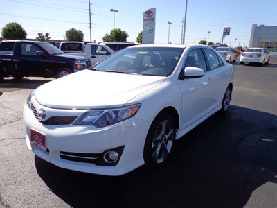 toyota camry 2012 sedan gasoline 6 cylinders front wheel drive 6 speed automatic 45342