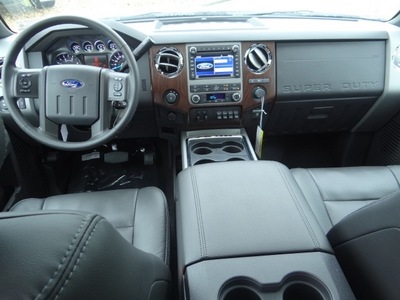 ford f 250 super duty 2012 white biodiesel 8 cylinders 4 wheel drive shiftable automatic 77388