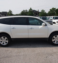 chevrolet traverse 2012 white lt gasoline 6 cylinders front wheel drive automatic 77090