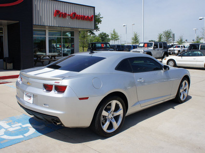 chevrolet camaro 2011 silver coupe lt gasoline 6 cylinders rear wheel drive 6 speed manual 76210