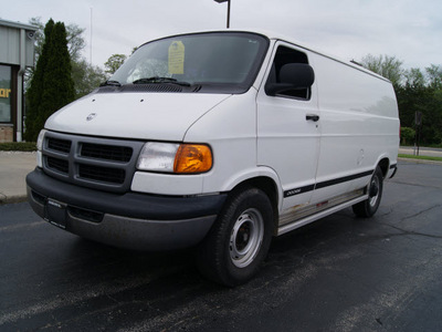 dodge b2500 ram van 2002 white van gasoline 8 cylinders rear wheel drive automatic with overdrive 61008