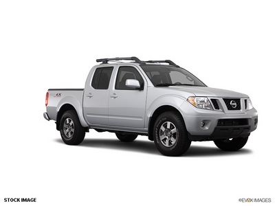 nissan frontier 2012 gasoline 6 cylinders 4 wheel drive not specified 98371