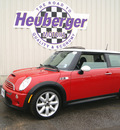 mini cooper 2005 red hatchback s gasoline 4 cylinders front wheel drive automatic 80905