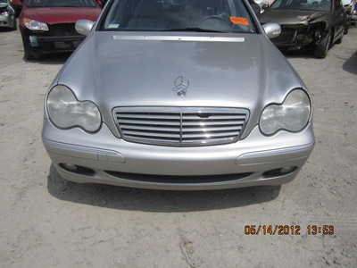 mercedes benz c240