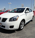 pontiac vibe 2010 white hatchback gasoline 4 cylinders front wheel drive automatic 60443