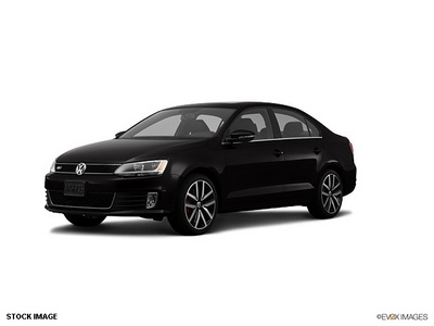 volkswagen jetta 2012 black sedan gli gasoline 4 cylinders front wheel drive 6 speed manual 56001