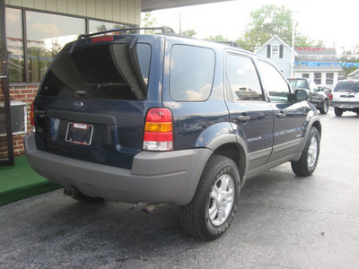 ford escape 2002 blue suv xlt choice gasoline 6 cylinders 4 wheel drive automatic with overdrive 45840