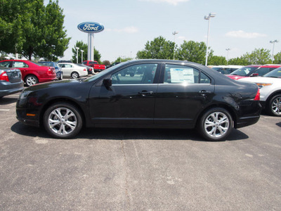 ford fusion 2012 black sedan se gasoline 4 cylinders front wheel drive 6 speed automatic 46168