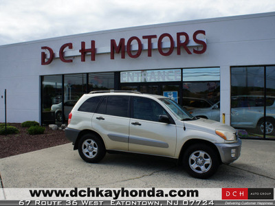 toyota rav4 2002 gold suv gasoline 4 cylinders all whee drive automatic with overdrive 07724