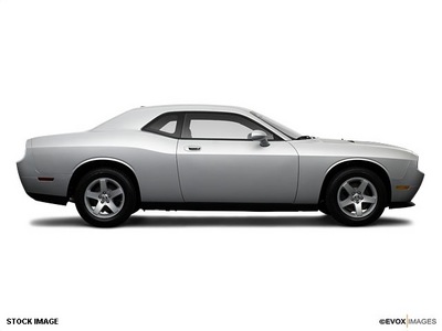 dodge challenger 2009 coupe se gasoline 6 cylinders rear wheel drive 4 speed automatic 77388