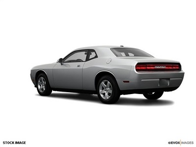 dodge challenger 2009 coupe se gasoline 6 cylinders rear wheel drive 4 speed automatic 77388