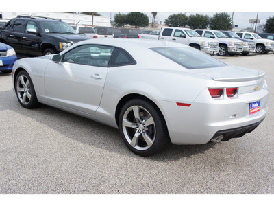 chevrolet camaro 2012 silver coupe 2 ss gasoline 8 cylinders rear wheel drive automatic 77090