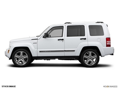 jeep liberty 2012 pw7 bright white clear coat suv limited jet edition 4x2 gasoline 6 cylinders 2 wheel drive 33021