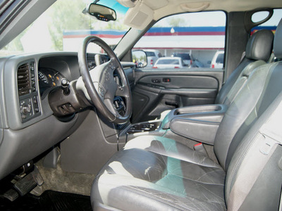 chevrolet avalanche 2003 black suv 1500 gasoline 8 cylinders 4 wheel drive automatic 80911