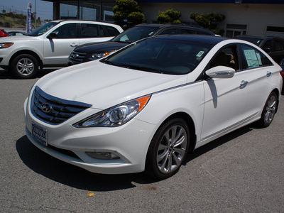 hyundai sonata 2012 white sedan limited 2 0t gasoline 4 cylinders front wheel drive automatic 94010