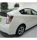 toyota prius 2012 white hatchback two hybrid 4 cylinders front wheel drive not specified 91731