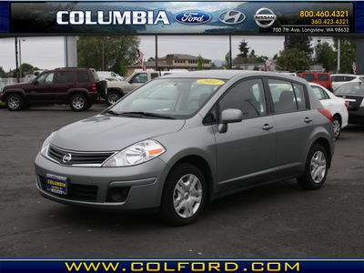nissan versa 2011 silver hatchback 1 8 s gasoline 4 cylinders front wheel drive automatic 98632