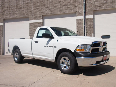 ram ram pickup 1500 2012 white tradesman gasoline 8 cylinders 4 wheel drive automatic 80301