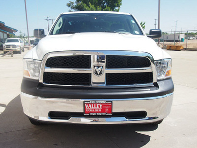 ram ram pickup 1500 2012 white tradesman gasoline 8 cylinders 4 wheel drive automatic 80301