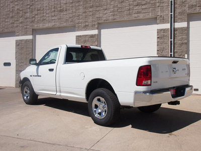 ram ram pickup 1500 2012 white tradesman gasoline 8 cylinders 4 wheel drive automatic 80301