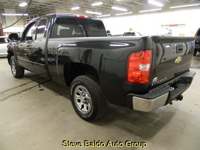 chevrolet silverado 1500 2009 black pickup truck ls gasoline 8 cylinders 2 wheel drive automatic 14304