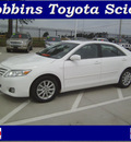 toyota camry 2010 white sedan xle gasoline 4 cylinders front wheel drive automatic 75503
