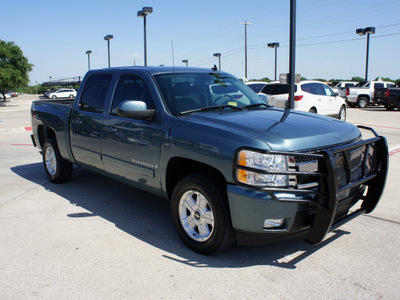 chevrolet silverado 1500 2007 gray ltz z71 8 cylinders 4 wheel drive automatic 76087