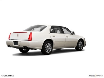 cadillac dts 2009 sedan performance gasoline 8 cylinders front wheel drive 4 speed automatic 13502