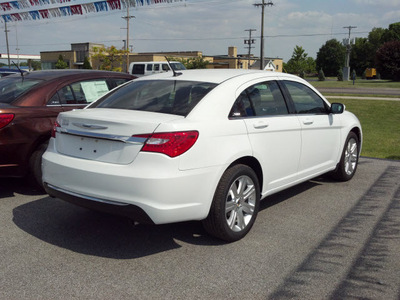 chrysler 200 2012 white sedan touring gasoline 4 cylinders front wheel drive 6 speed automatic 62863