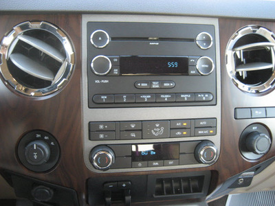 ford f 250 super duty 2011 beige lariat flex fuel 8 cylinders 4 wheel drive autostick 62863