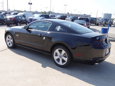ford mustang 2013 black coupe gasoline 8 cylinders rear wheel drive 6 speed automatic 77388