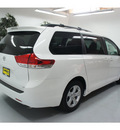 toyota sienna 2012 white van le 8 passenger gasoline 6 cylinders front wheel drive not specified 91731