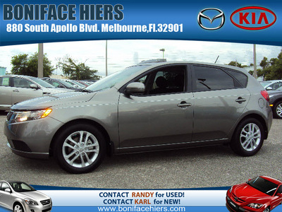 kia forte 2012 lt  gray hatchback ex w sunroof gasoline 4 cylinders front wheel drive automatic 32901