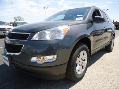 chevrolet traverse 2012 gray ls gasoline 6 cylinders front wheel drive automatic 60007