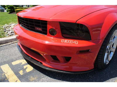 ford mustang 2006 torch red coupe saleen s281 3 v gasoline 8 cylinders rear wheel drive 5 speed manual 07724
