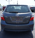 toyota matrix 2009 gray hatchback s gasoline 4 cylinders all whee drive automatic 19153