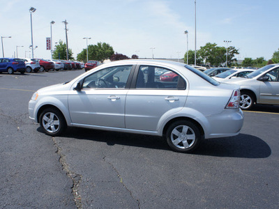 chevrolet aveo 2011 silver sedan gasoline 4 cylinders front wheel drive automatic 19153