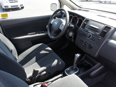 nissan versa 2010 white hatchback gasoline 4 cylinders front wheel drive automatic 19153