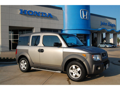 honda element 2004 silver suv ex gasoline 4 cylinders all whee drive automatic with overdrive 77065