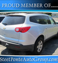 chevrolet traverse 2009 silver suv gasoline 6 cylinders all whee drive automatic 13350