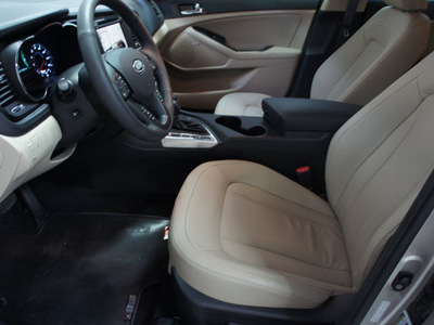 kia optima hybrid 2012 silver sedan navi hybrid 4 cylinders front wheel drive automatic 76108