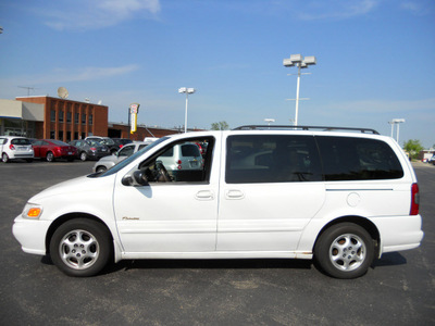 oldsmobile silhouette 2002 white minivan gasoline 6 cylinders front wheel drive automatic 60007