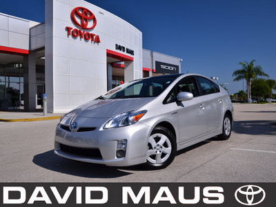 toyota prius 2010 silver hybrid hybrid 4 cylinders front wheel drive automatic 32771