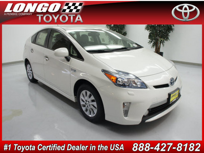 toyota prius 2012 white hatchback plug in hybrid i 4 cylinders front wheel drive automatic 91731