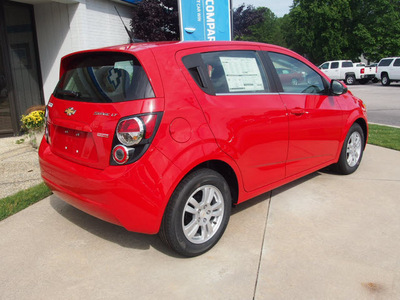 chevrolet sonic 2012 red hatchback lt gasoline 4 cylinders front wheel drive automatic 27591