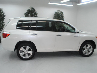 toyota highlander 2009 white suv limited gasoline 6 cylinders front wheel drive automatic 91731