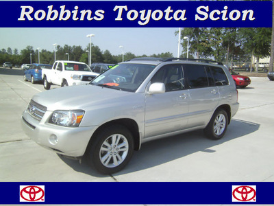 toyota highlander hybrid 2006 silver suv limited hybrid 6 cylinders front wheel drive automatic 75503