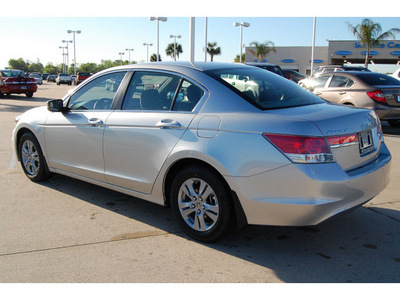 honda accord 2012 silver sedan lx p gasoline 4 cylinders front wheel drive 5 speed automatic 77065