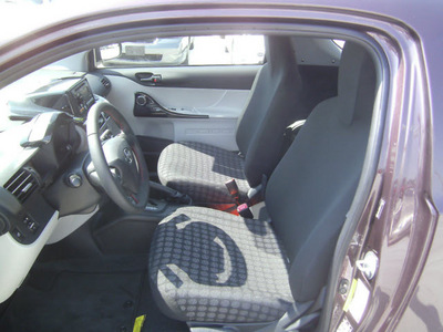 scion iq 2012 maroon hatchback gasoline 4 cylinders rear wheel drive automatic 75503