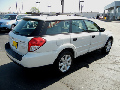 subaru outback 2009 white wagon 2 5i special edition gasoline 4 cylinders all whee drive automatic 55420
